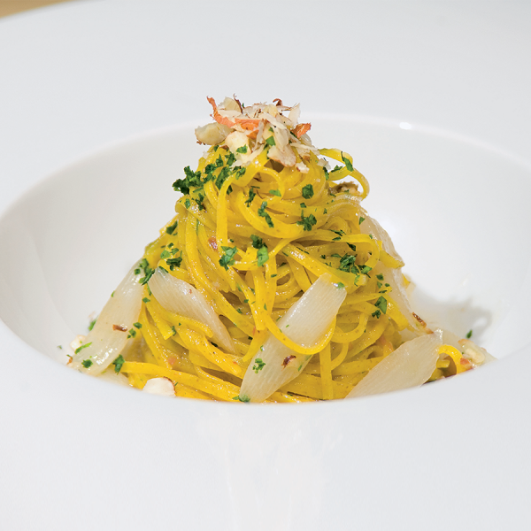 Tagliatelle with asparagus Nut Sauce